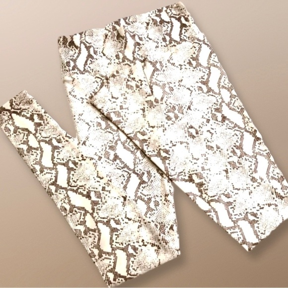 Snakeskin Print Fleece Lined Mocha Tan Zenana Leggings S/M - Picture 1 of 6